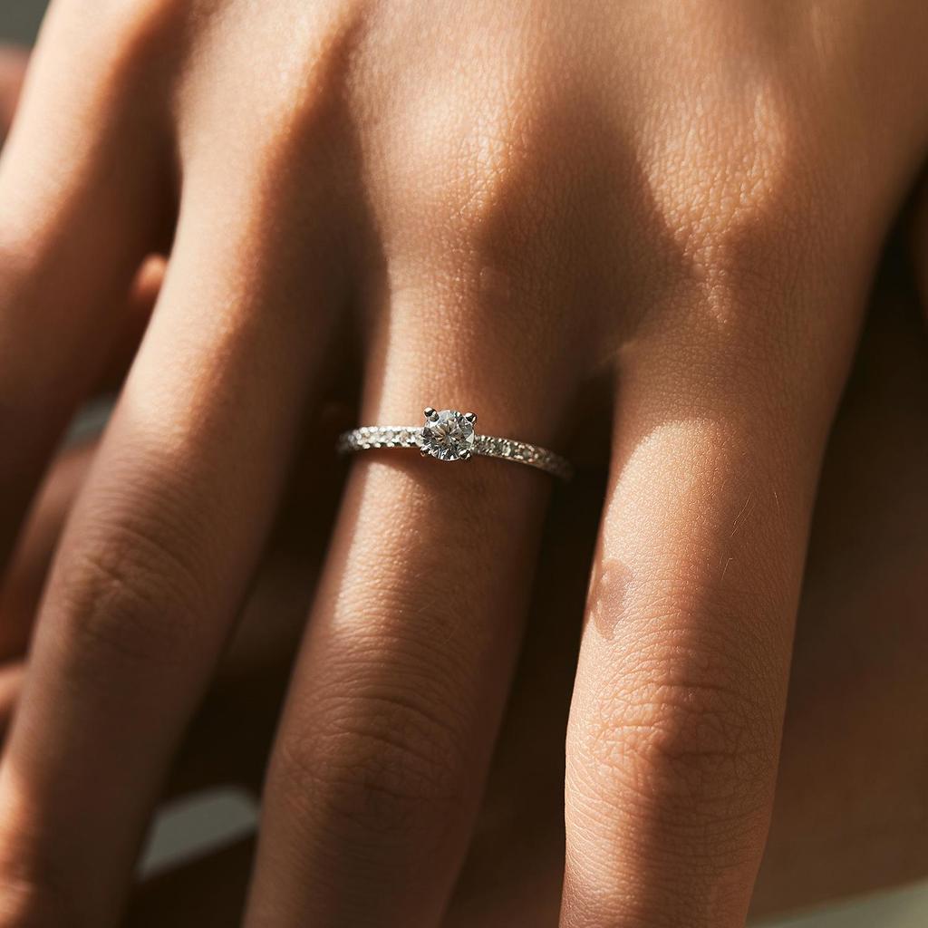MODIAN Moissanite Engagement Ring for Women - D Color, S925 Silver, Luxury Niche Design with Shiny Pave Setting