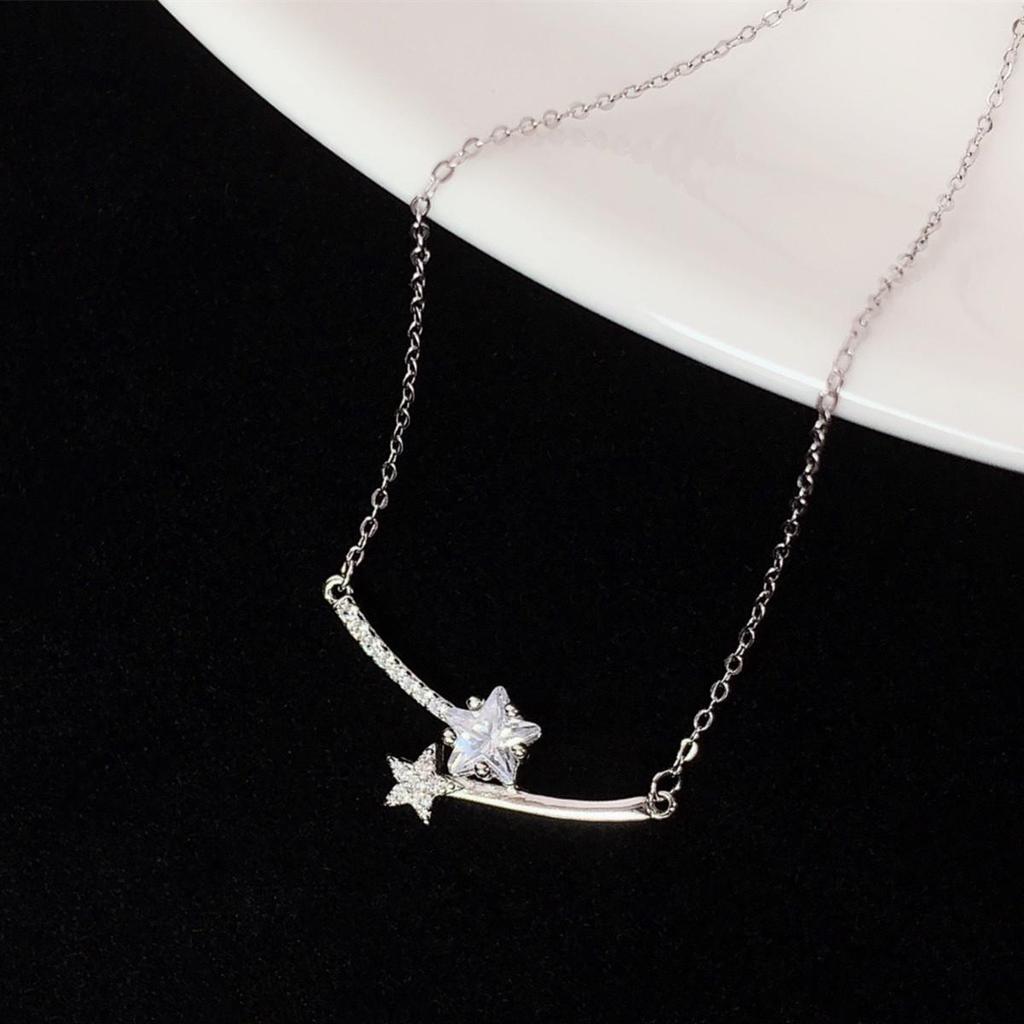 Smiling Meteor Star Clavicle Necklace - Korean Style Women's Fashion, Versatile and Simple Design