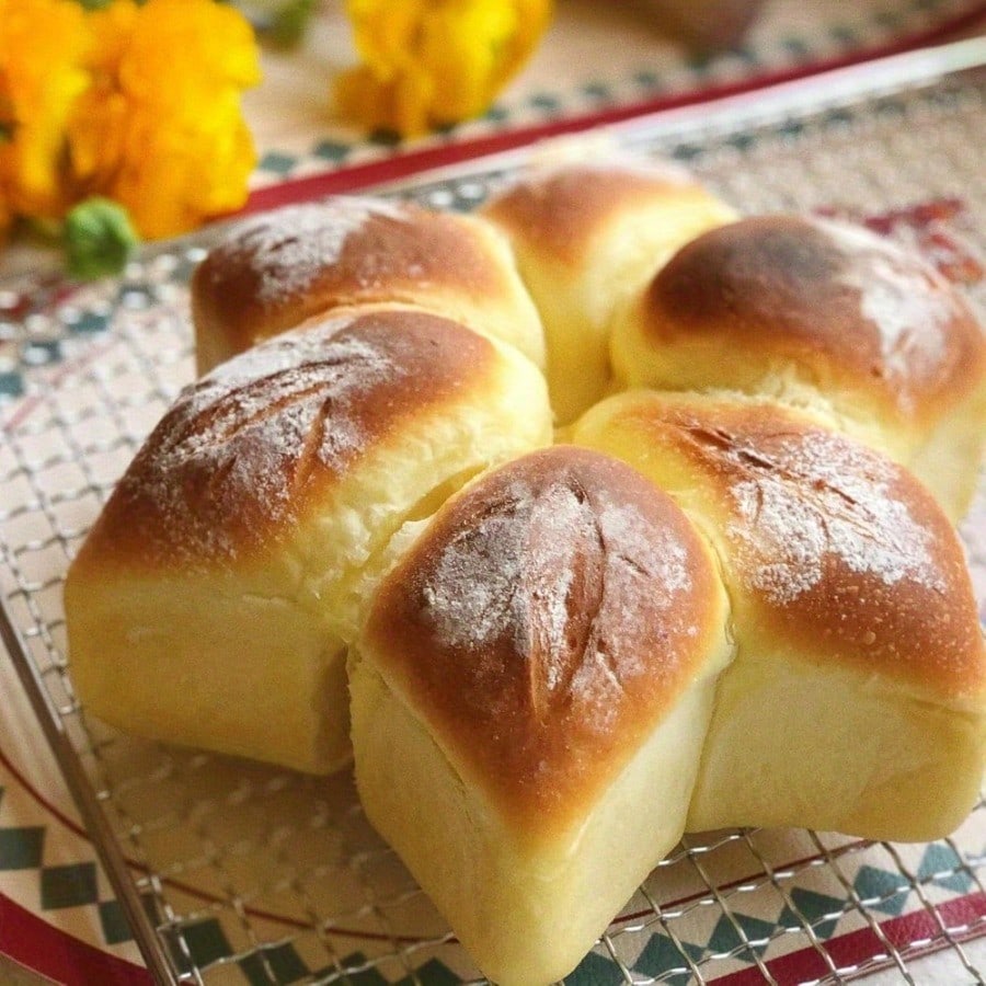 Durable Star Shape Cake Pan Non-stick Baking Pan Perfect for Baking Cakes Brownies More - Essential Kitchen Tool for Home Bakers