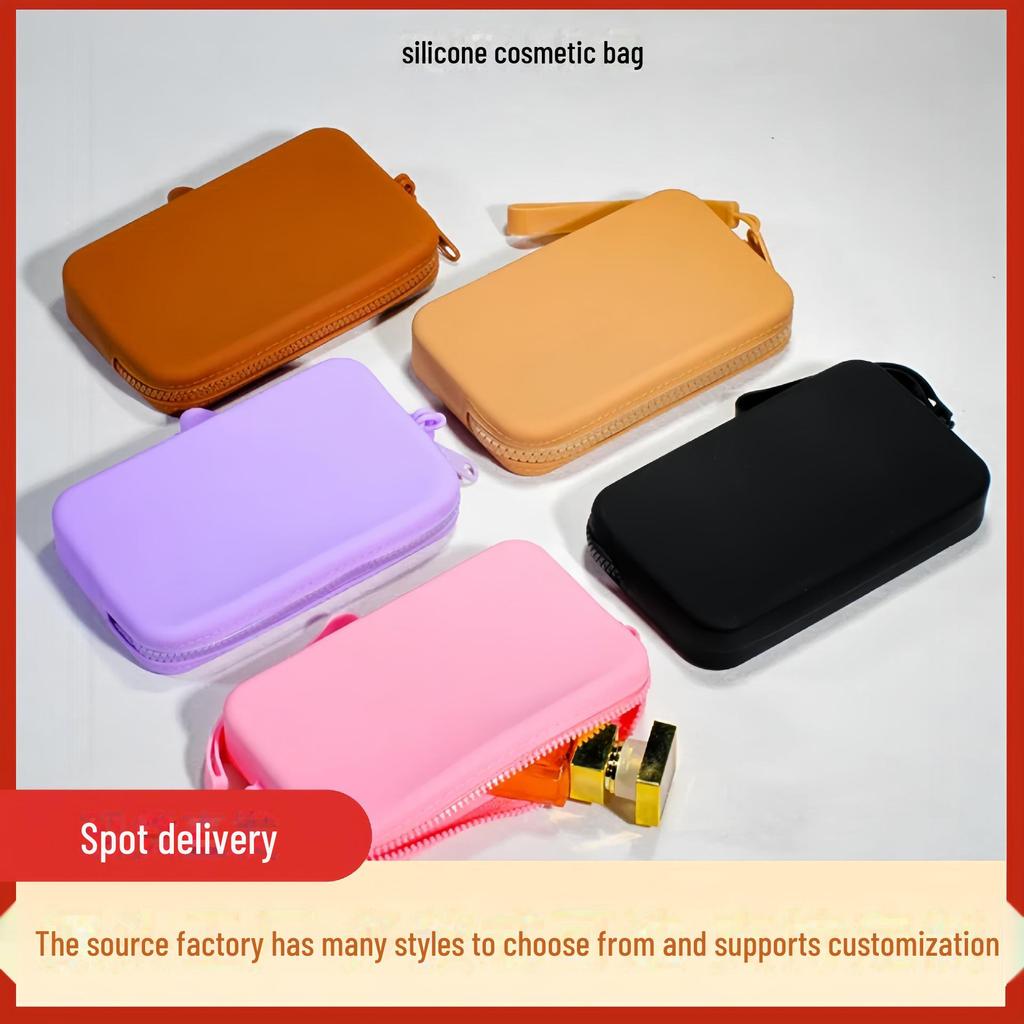 Silicone Zipper Bag: Compact Waterproof Cosmetic and Passport Pouch