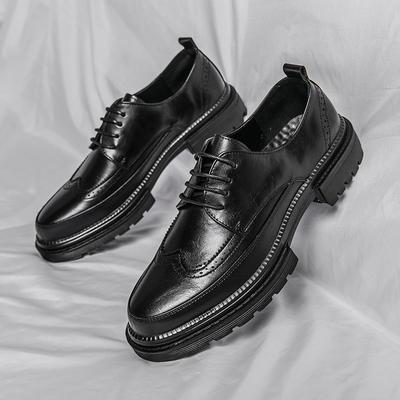 Sapatos clássicos