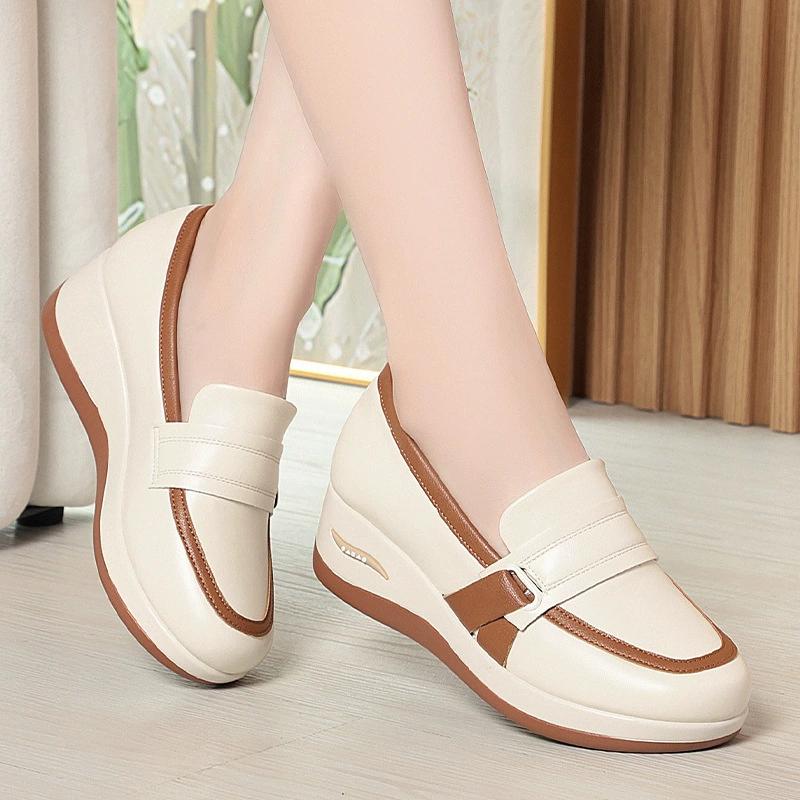 Spring Summer Autumn Non-slip Wedge Heel Lightweight and Comfortable Mother's Shoes Casual Leather Shoes Work Shoes