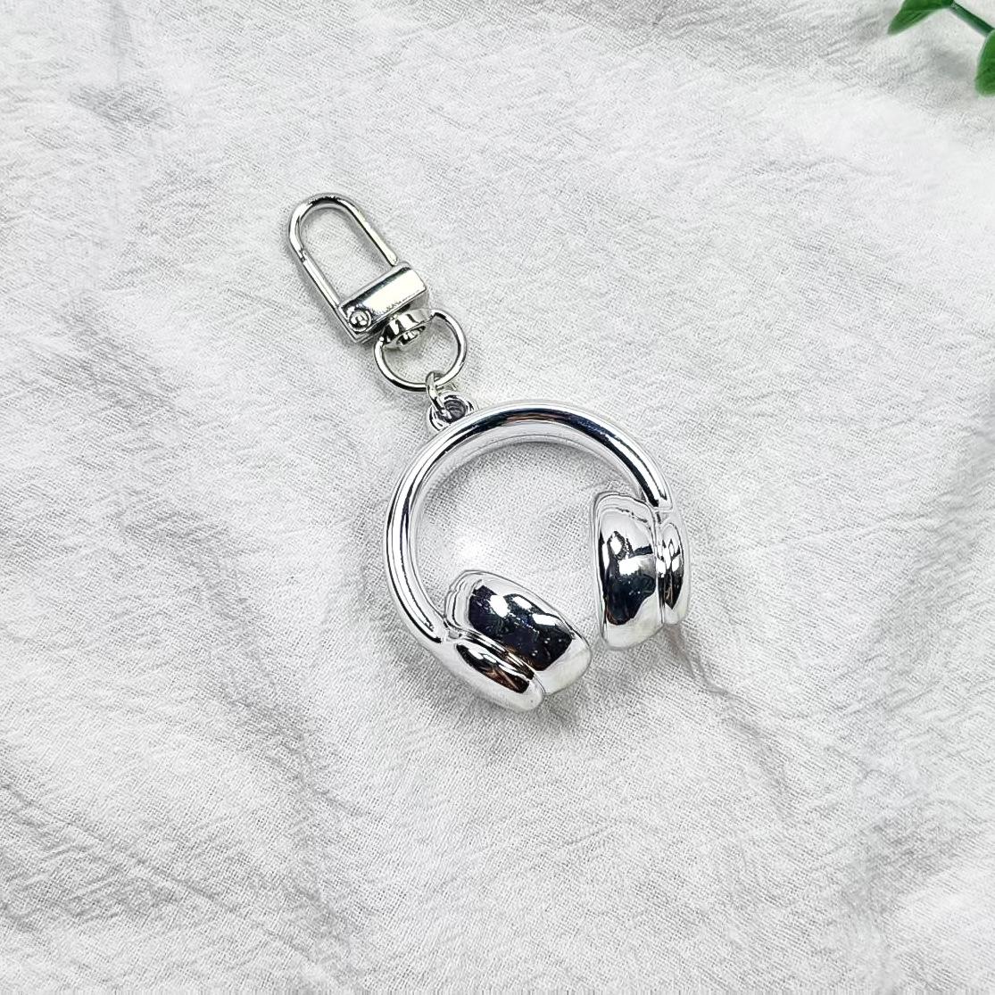 

Милый Креативный 3D Кулон для Наушников Брелок Цепочка для Мобильного Телефона Шарм для Наушников Подвеска для Рюкзака Аксессуары Подарки серебряный