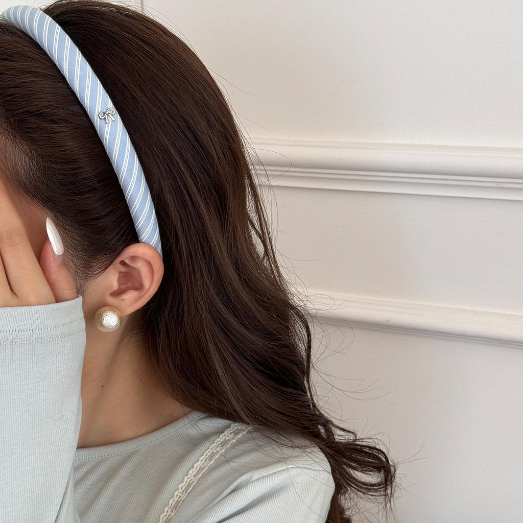 Blått rombemønster svamp tynt pannebånd collegejente sommerfugl smalt kant pannebånd høyt trykk hårklemme tilbehør