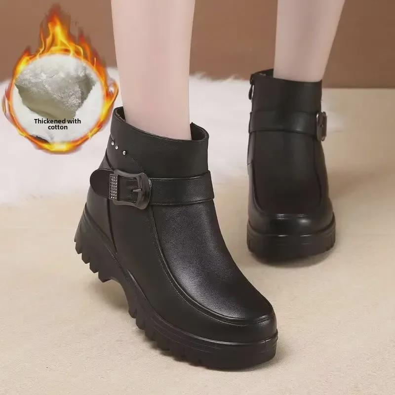 "Women's Winter Slip-On Plush Velvet Non-Slip Shoes - Cozy, Thickened Cotton for Middle-Aged and Elderly"