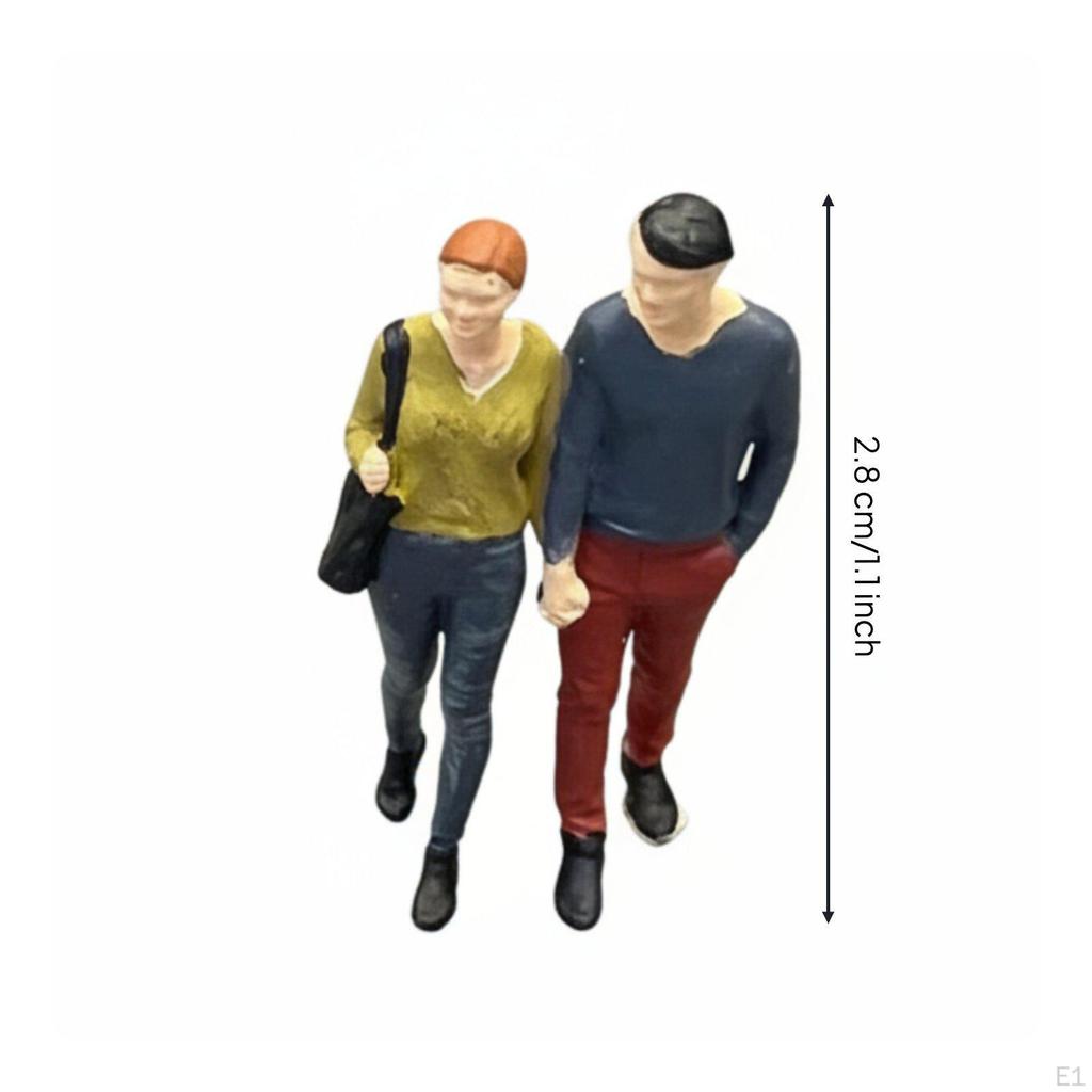 2 Pieces 1/64 Miniature Couple Figure Completed Piece Resin Figurine Colorful Detail Painted