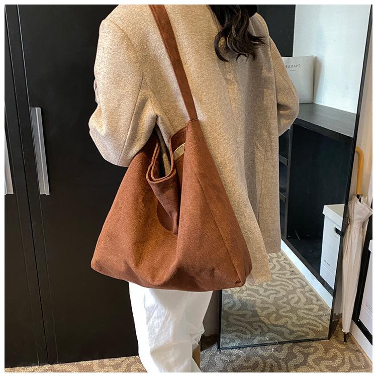 Miękka skórzana torba dojazdowa o dużej pojemności – nowy styl torby na ramię pod pachą do szkoły