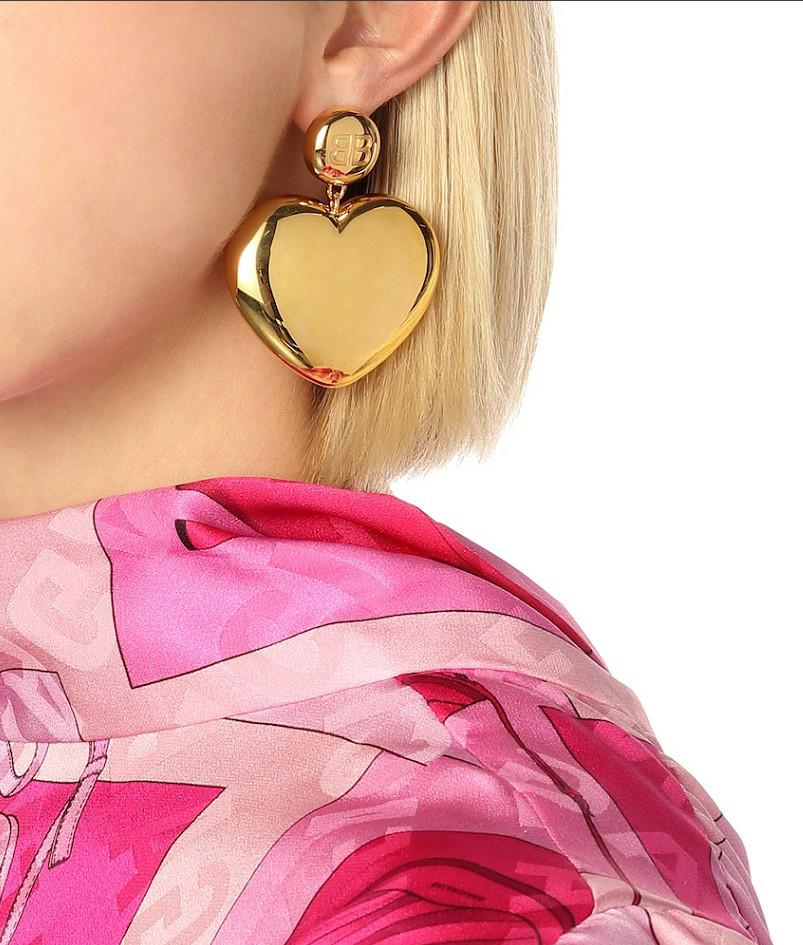 

Retro Brass Heart Earrings with BB Letter Pendant in Shiny Gold - European & American Influencer Style серебряный