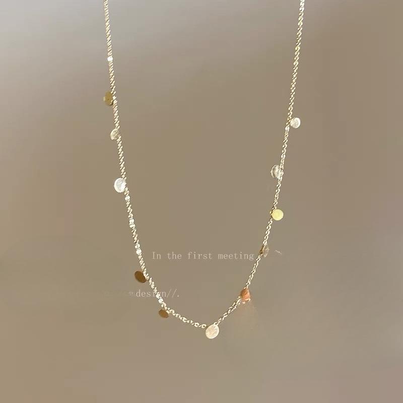Tiger-eye Stone Pendant Necklace for Women - Vintage Collar Chain with High-end Sweater Chain