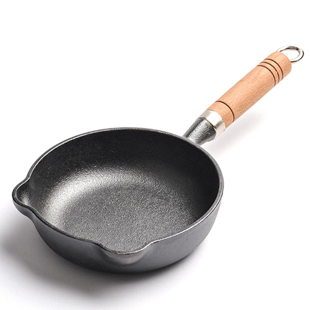4/6/7.8 Inch Iron Skillet with Wood Handle Fry Pan with Double Drip-Spouts Chefs Pan Omelette Pan Kitchen/Camping Cookware