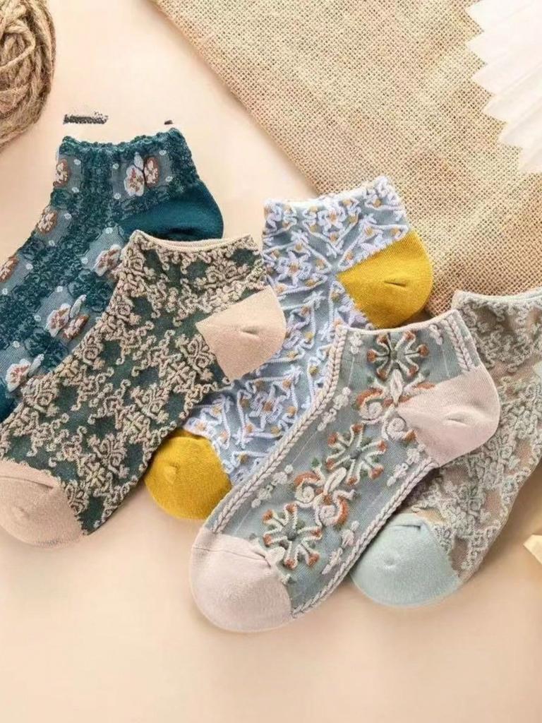 5 Pairs Women Vintage Cute Socks Set Female Lady Harajuku Kawaii Girl Floral Sport Short Socks Set for Women Harajuku Hosiery