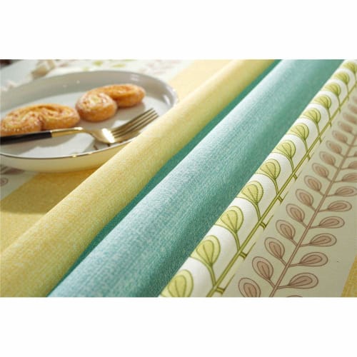 Water-Repellent Rectangular Tablecloth with Nordic and Pastoral Stitching and Tassels, Stylish Table Cover for Dinner and Picnics, Washable, Home Deco