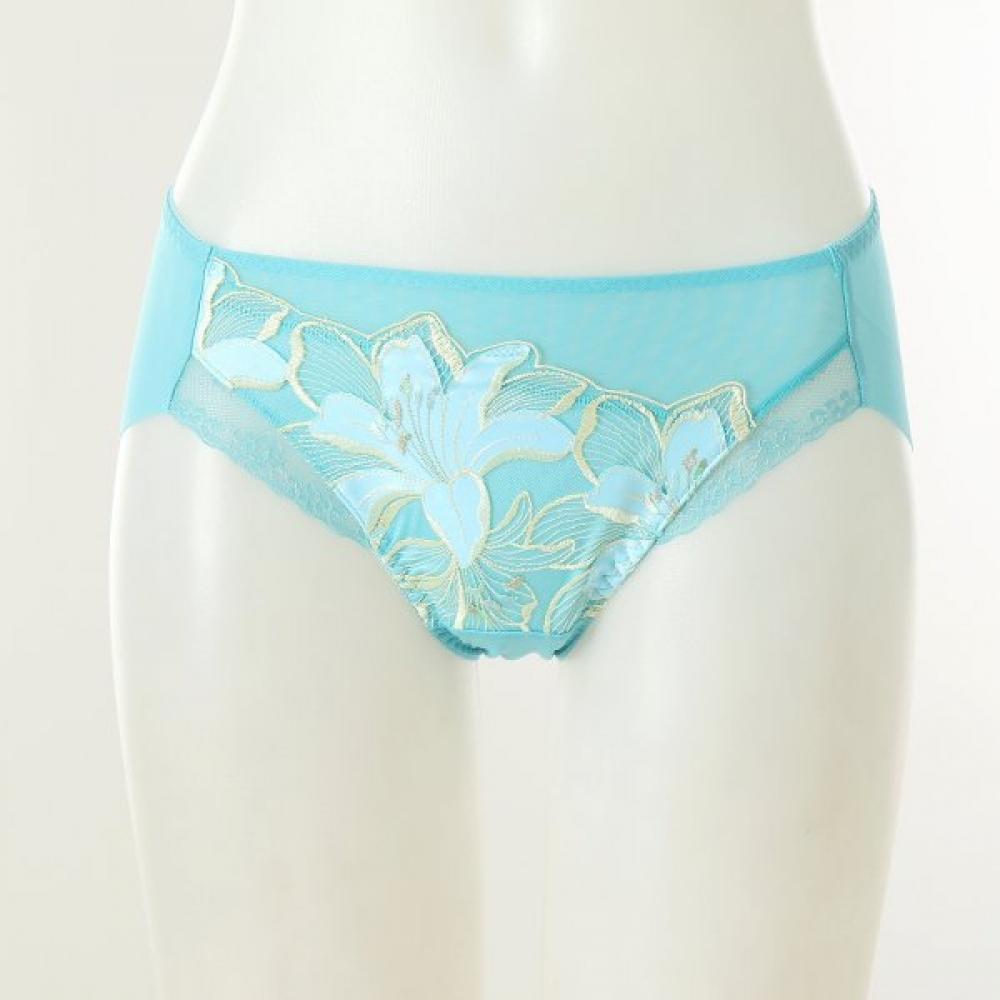Wacoal Women S European Lace Hemline Panty Dpt0472h creamy/90