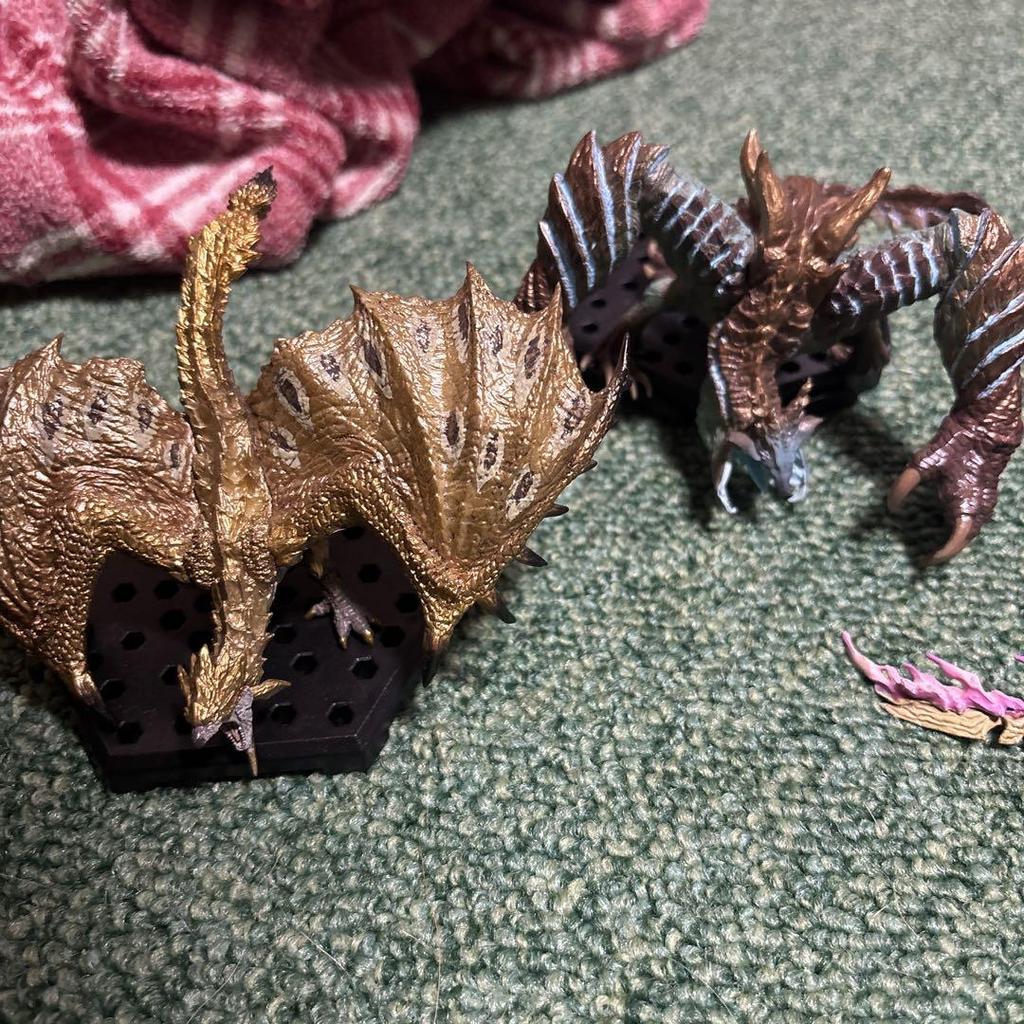 [USED] Monster Hunter Figures: Rathian, Gaiadelm, Gore Magara, Magnamalo