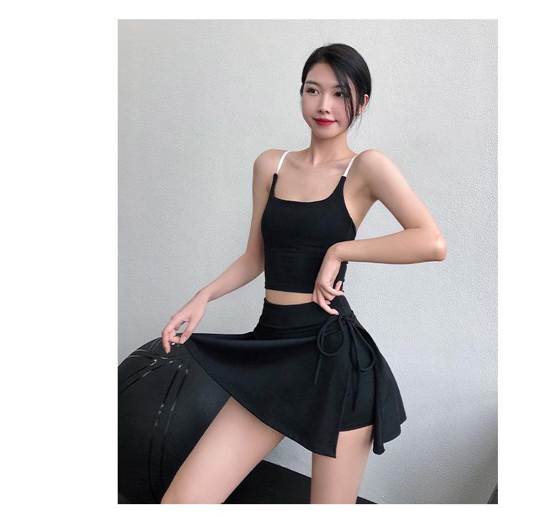 Women's Anti-Exposure Yoga & Tennis Skort: Fake Two-Piece with Side Slit Gym Shorts