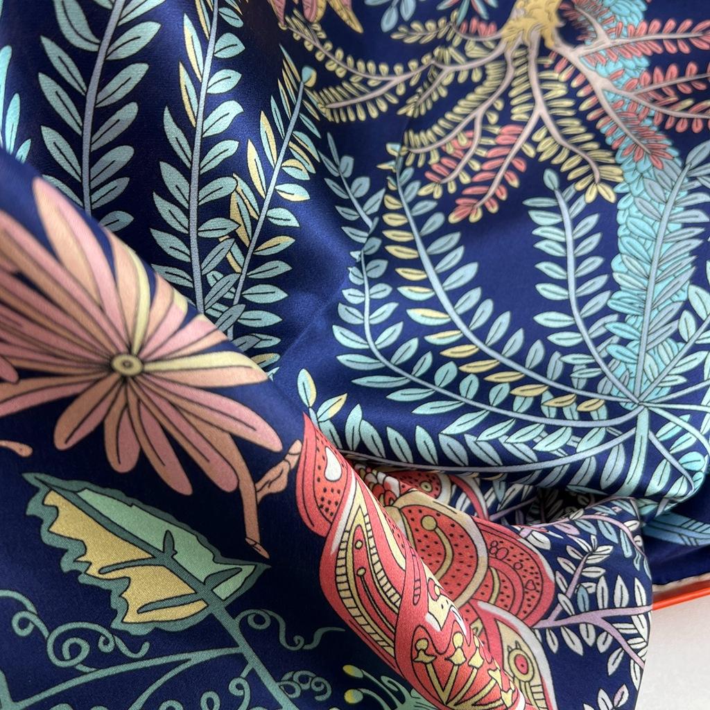 110 Plain Crepe Satin Square Scarf Women'S Autumn Light Luxury Silk Scarf High-End 100% Mulberry Silk Scarf