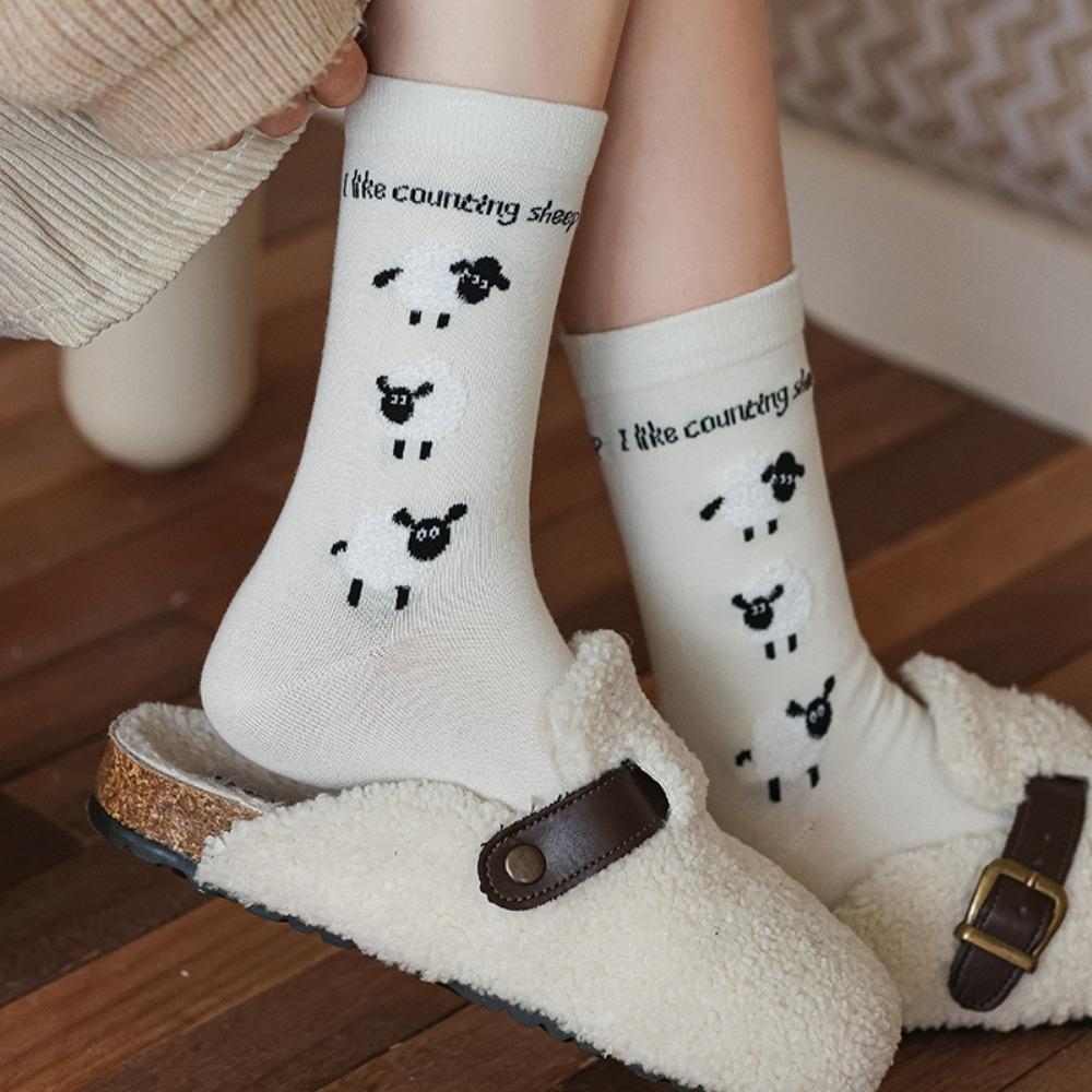 Autumn Women Socks Cartoon Animal Cute Sheep Socks for Girls Warm Cotton Lamb Pattern Sock for Ladies Christmas Gifts