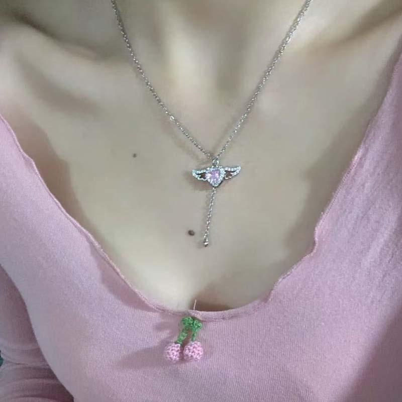 Romantic Heart Pendant Necklace with Angel Wing Zircon Collarbone Chain Elegant Gift For Women Best Friend