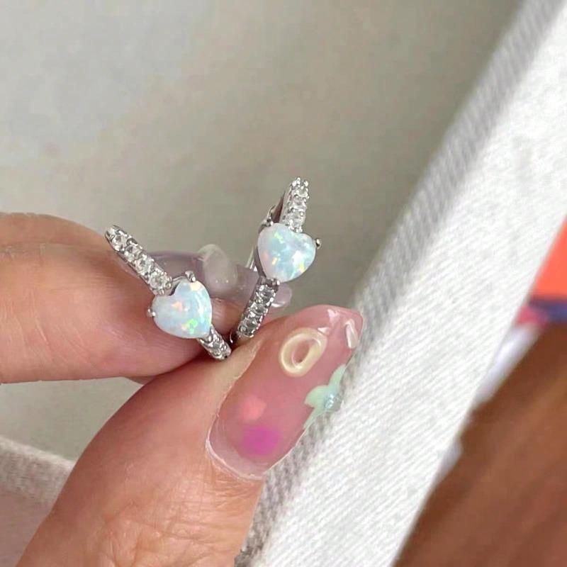 Y2K Heart-Shaped  Color Imitation Opal Hoop Earrings For Women Exquisite Huggies Daily Party Accessories Trendy Jewelry