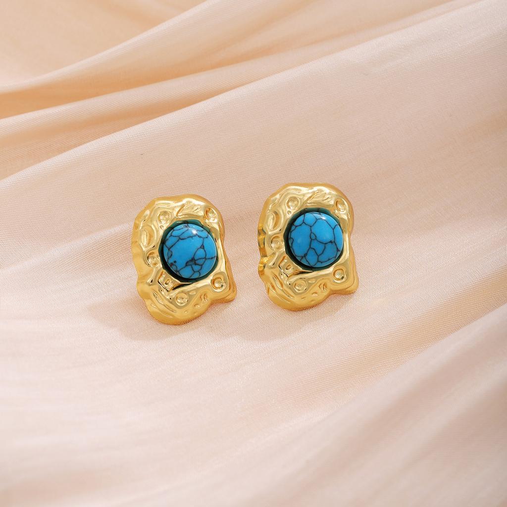 French Retro Irregular Flower Texture Stud Earrings, Medieval Light Luxury High-End Metal Style Fashion Temperament Earrings