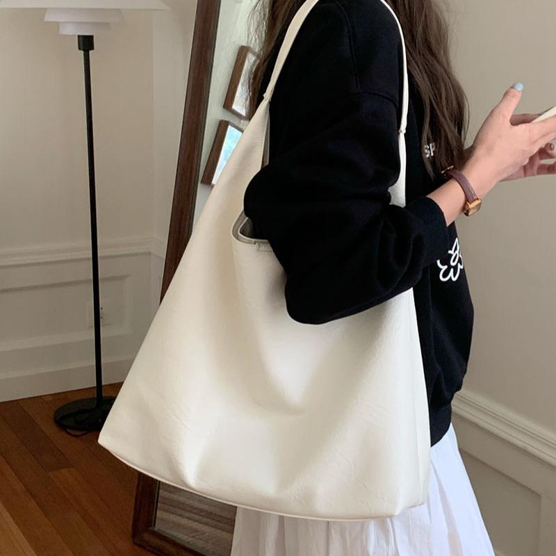 2025 Trendy Silver Korean Style Women's Underarm Tote - Versatile, Large Capacity Summer Shoulder Bag