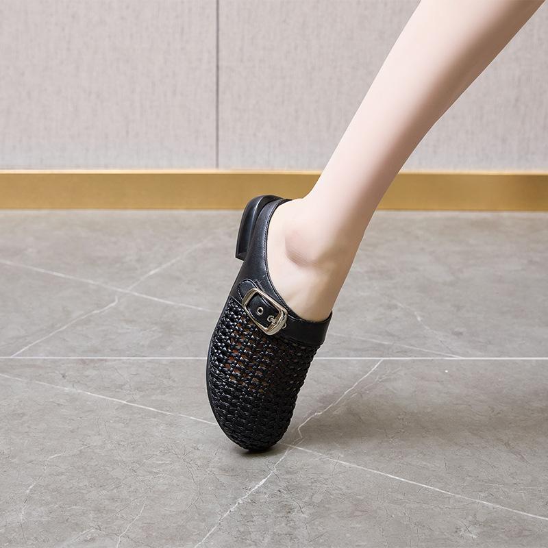 Hollow bag head sandals women's woven new slippers women's Korean version buckle outer wear Boken shoes women's casual shoes