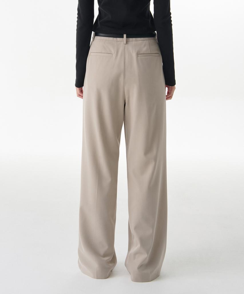 MUSINSA STANDARD WOMAN Women'S Low-Waist Deep Tuck Wide Hidden Banding Slacks [Warm Sand]