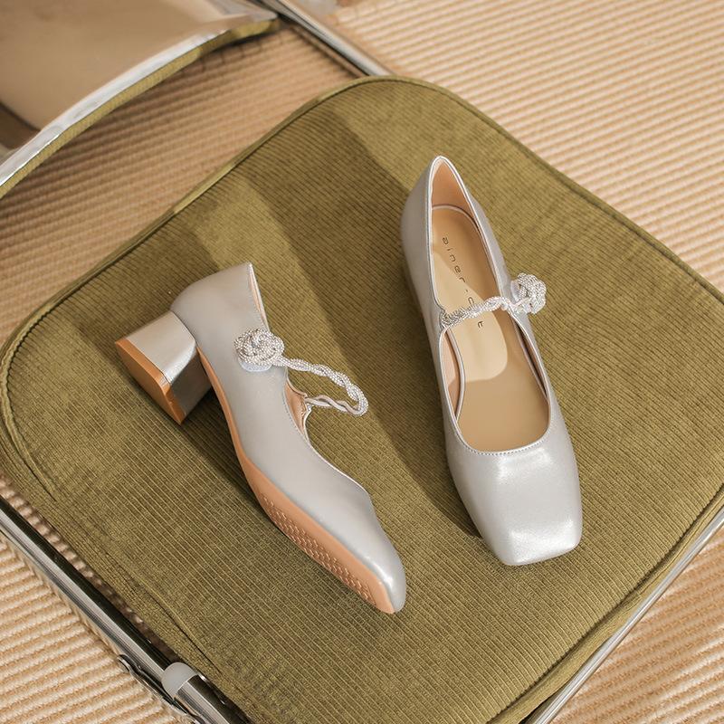 

57708 [sheepskin] high heels women s thick heel new rhinestone word with Mary Jane shoes square head shallow mouth single shoes 39