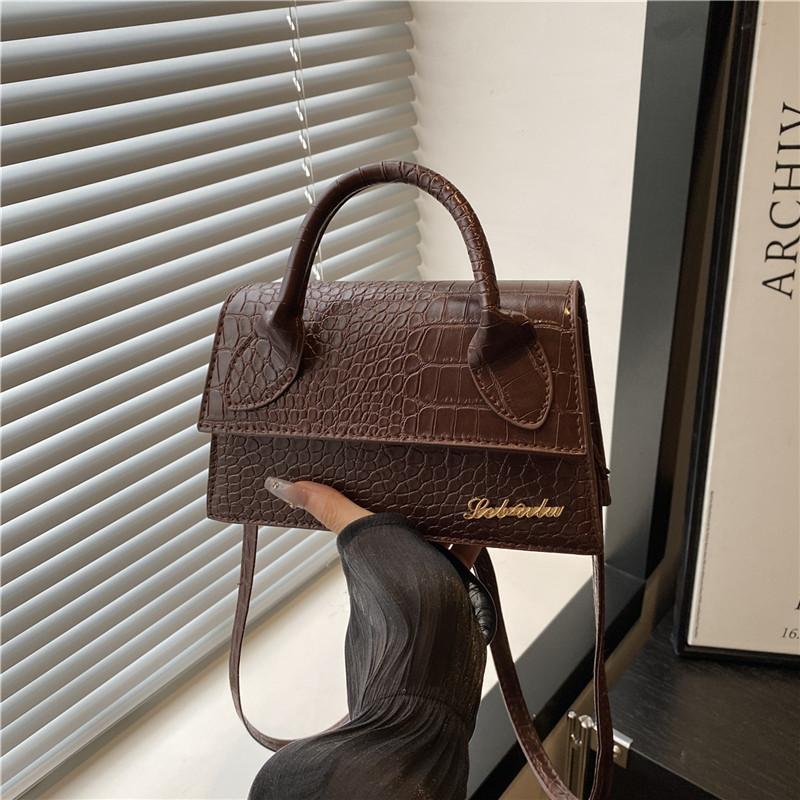 

Fashion trend simple new women s handbag solid color versatile high-end temperament shoulder messenger bag women