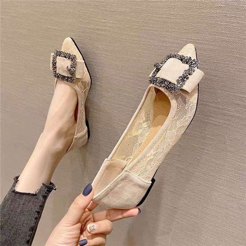 Sandals women's 2025 new comfortable and breathable flat-bottomed pointed single shoes summer mesh lace versatile black work shoes