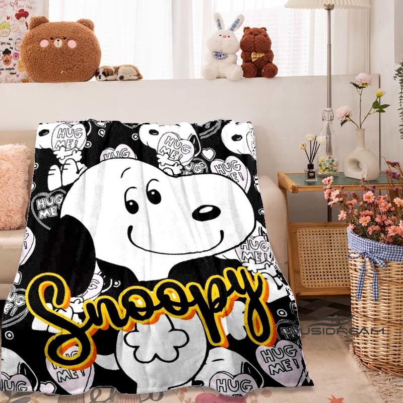 New Comic-Themed Snoopy Flannel Blanket — Ultra-Soft, Warm, and Plush Throw — Perfect for Home, Bedroom, Bed, Sofa, and Travel