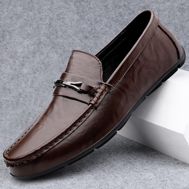 Fashionable Korean Style Leather Casual Shoe Lightweight Comfortable Driving Loafers Soft Soled Men Business Elegant Daily Shoes