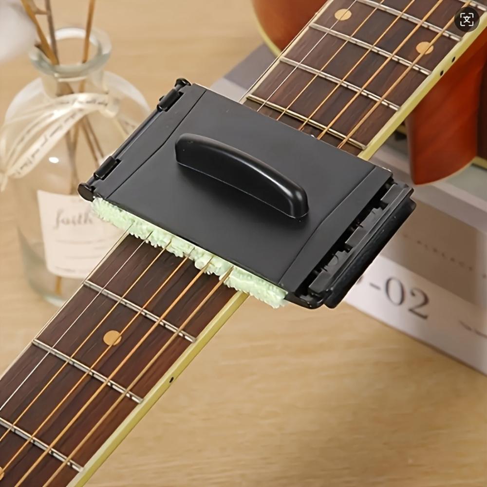 Guitar String Cleaner, Fretboard Maintenance Tool With Soft Microfiber Pad, for Acoustic, Electric Guitar, Ukulele & Bass