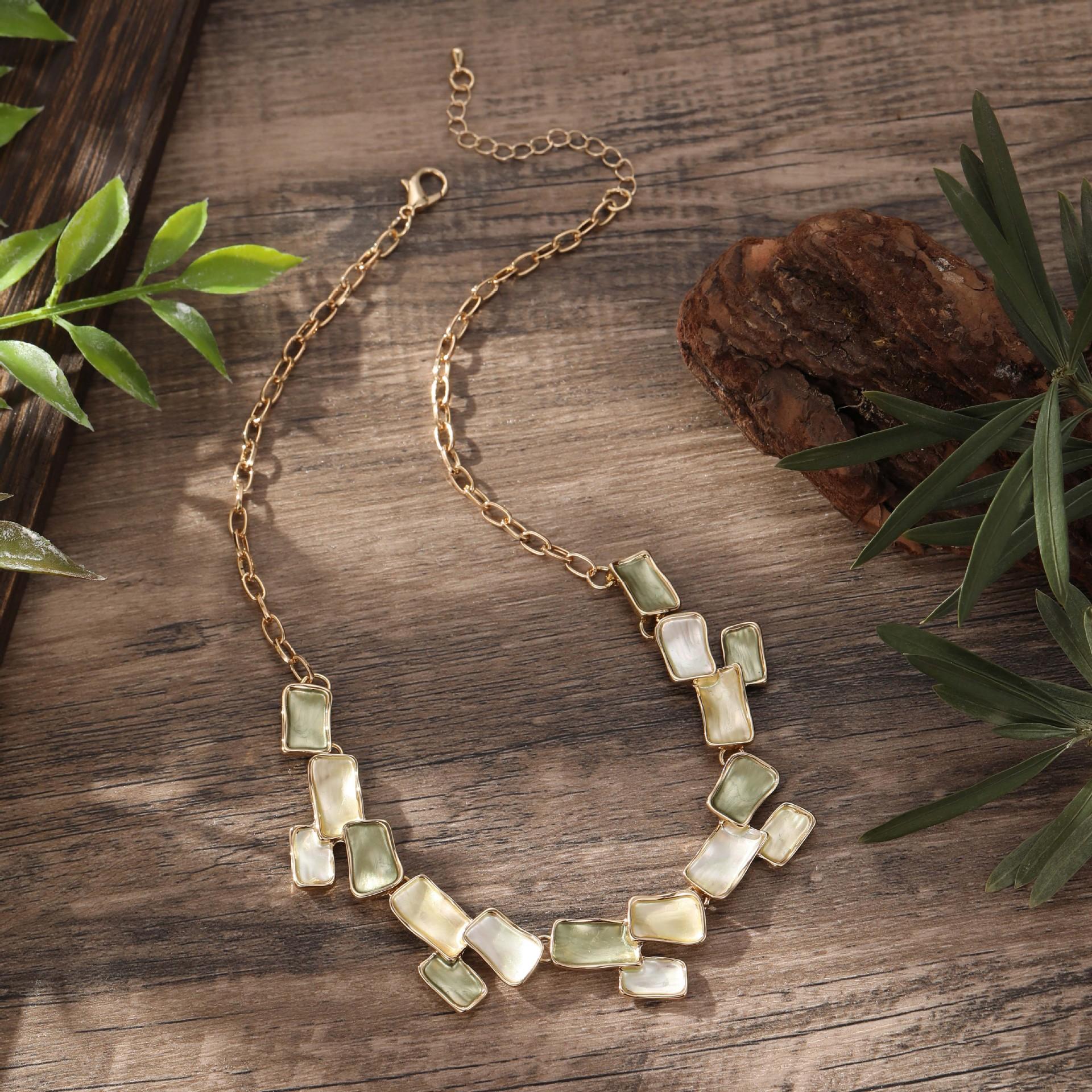 

New color painting oil geometric square combination neck chain, simple and versatile necklace for small and fresh women in summer