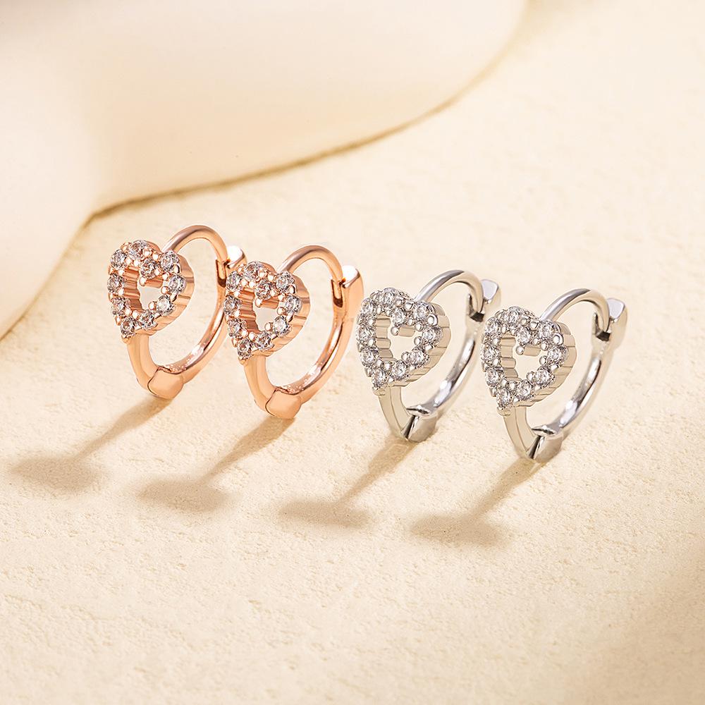Chic Heart Earrings - Sweet, Cute, Hollow Design for Best Friends