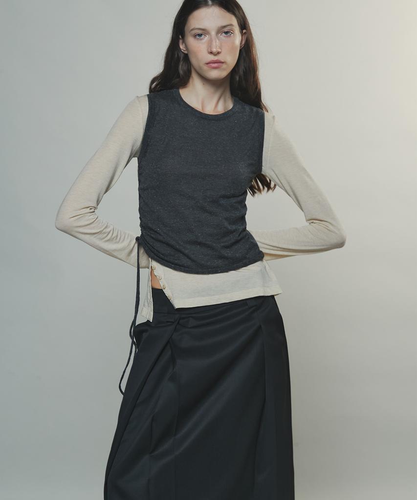 Enor Classic Pleated Midi Skirt - Black
