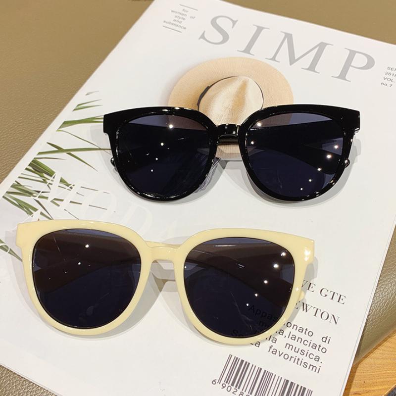 New Trend Sunglasses for Women and Men Simple Design Decorative Glasses Car Driving Eyewear Unisex Fashion Sun Glasses UV400