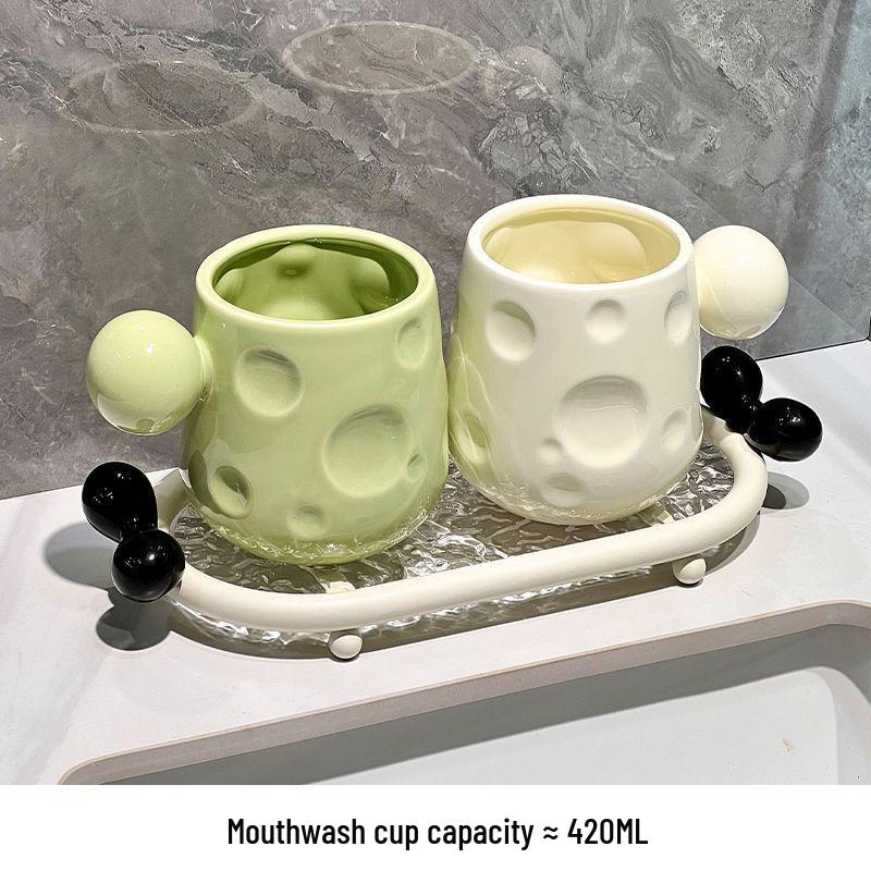 Luxury Ceramic Toothbrush Holder - Elegant High-End Design for Couples