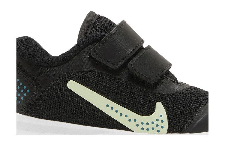 Nike Omni Multi-Court TD 'Black Barely Volt'