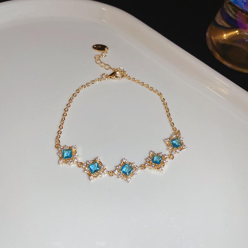 Elegant Blue Zircon Geometric Square Bracelet - Fashionable Luxury Hand Jewelry