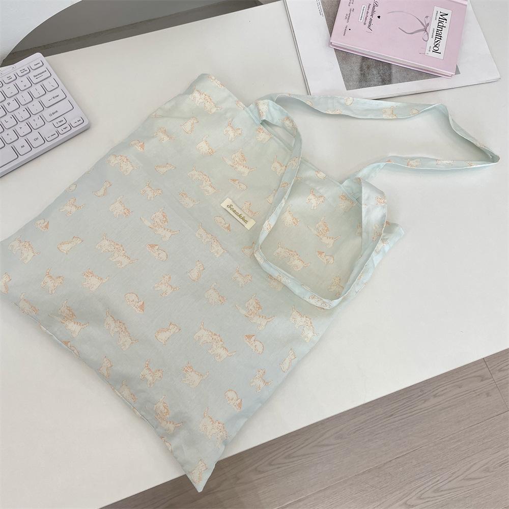 

1 Cute cartoon printed shoulder bag, summer new large-capacity handbag, student class canvas bag светло-зеленый