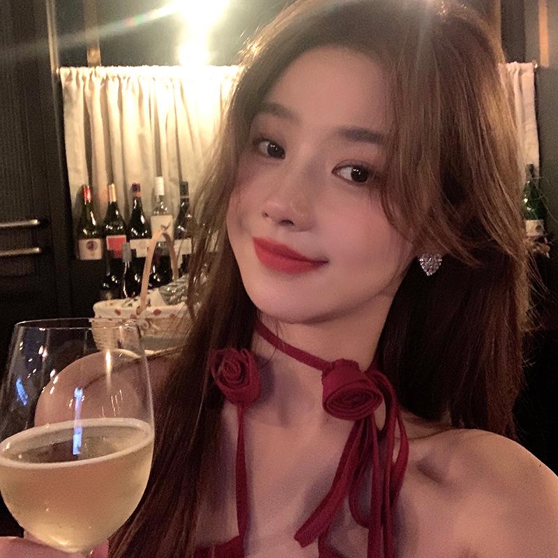 Korean Influencer Heart Stud Earrings: High-End Trendy 2024 Women's Jewelry