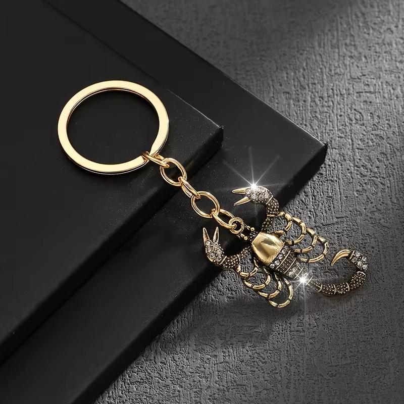 1 Stück Zinklegierung Street Style Modeaccessoire Vintage-inspiriert Strass Skorpion Anhänger Schlüsselanhänger Für Männer & Paare