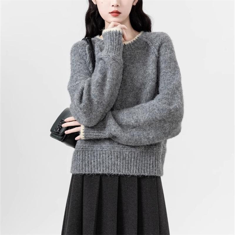 Short solid color crew neck sweater for women's autumn and winter new lazy style versatile knitted sweater inside, small man outside top