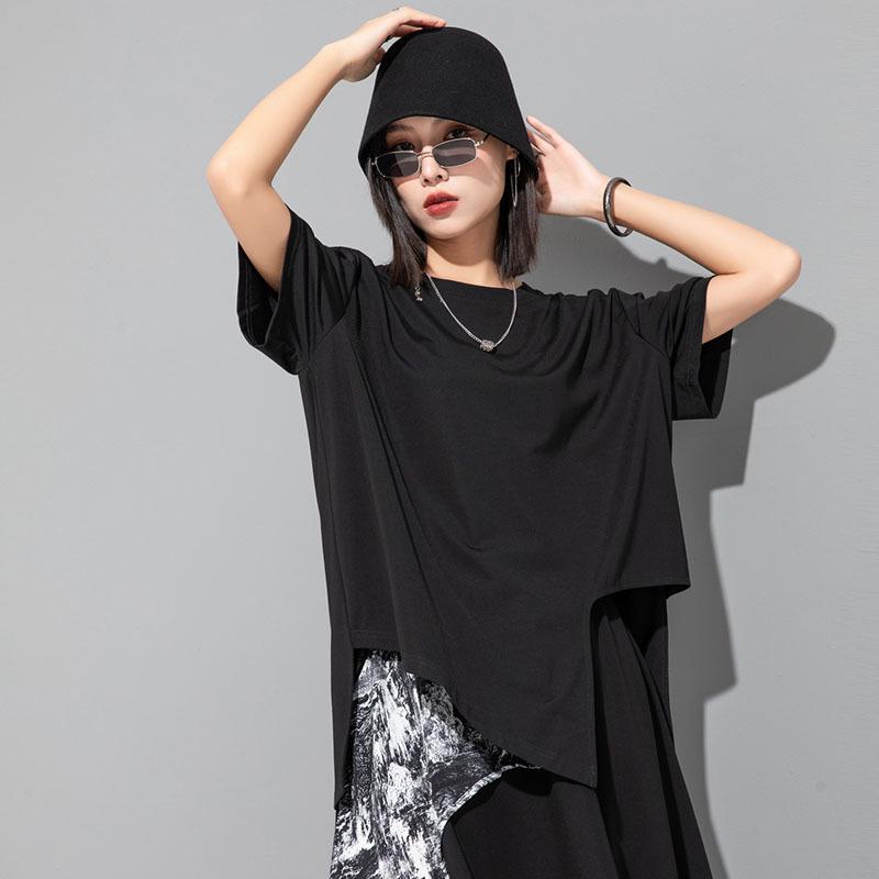

Европейская летняя футболка больших размеров с неровным подолом и коротким рукавом - трендовый темный женский повседневный топ L (60-75 kg) чёрный