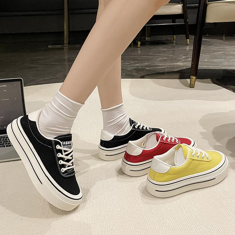 Thick-soled personalized fashion one-pedal canvas shoes spring and autumn new casual versatile little white shoes breathable lightweight board shoes
