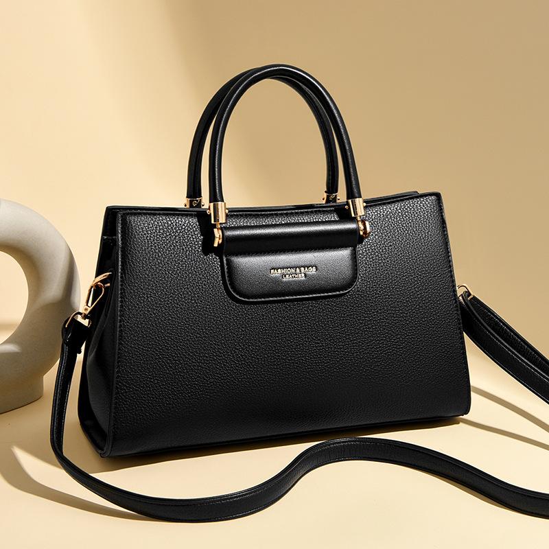 2026 Handbag New Fashionable Large Capacity Tote Bag Simple Contrasting Color Versatile Bag Daily Commuting Women's Shoulder Bag