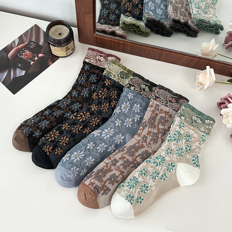 Autumn Winter Mid Calf Socks for Women Japanese Embossed Floral Cotton Socks Court Retro Ethnic Artistic Style Soft Casual Socks