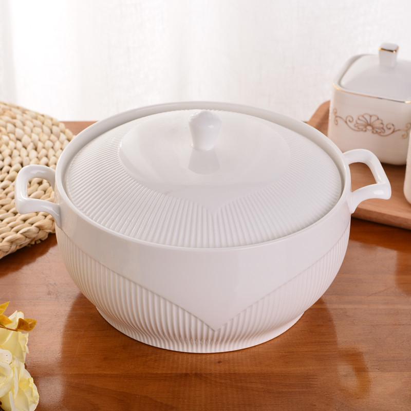 White Embossed Ceramic Soup Pot with Lid, Bone China Large Soup Bowl Gift Set