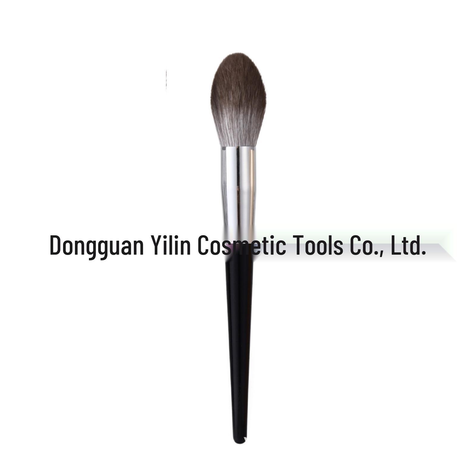 

No. 91 Ultra-Soft Loose Powder & Foundation Brush - Single Pack
